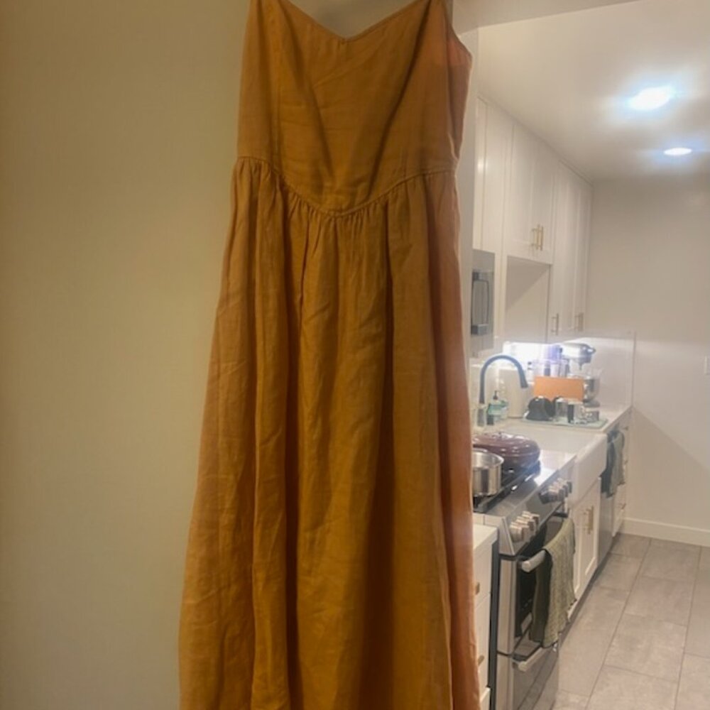 Wilfred dress from Aritzia